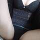 A gambe aperte